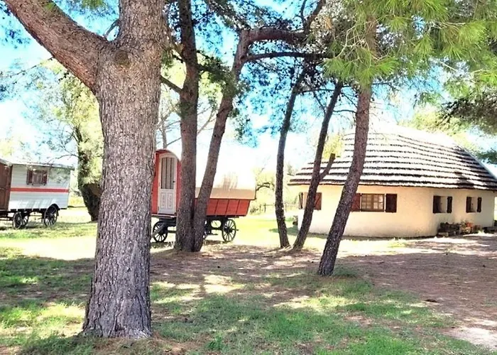 De Gardian Hébergement de vacances *